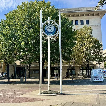 Centrino * Burgas Stad