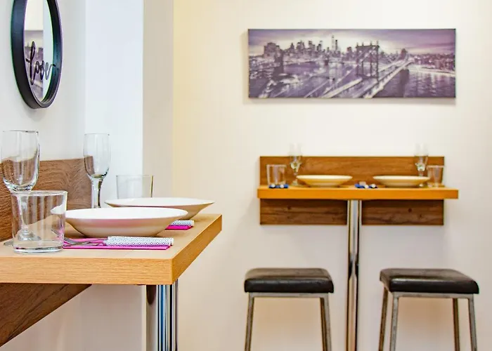 אכסניה Centrino *