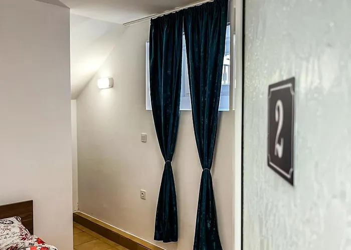 אכסניה Centrino *